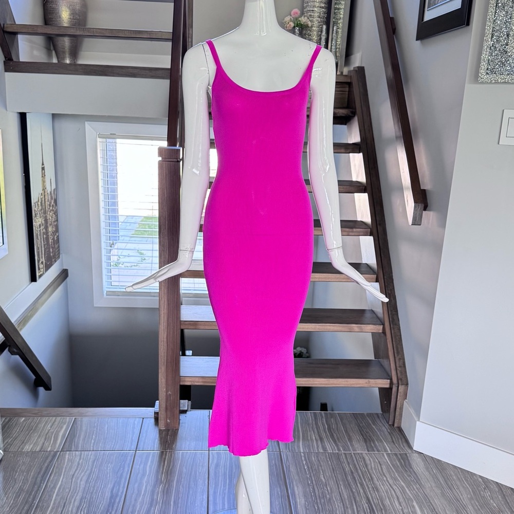 NWOT 🩷 Vibrant Fuchsia/Pink Sweater Knit Dress. - Picture 8 of 17